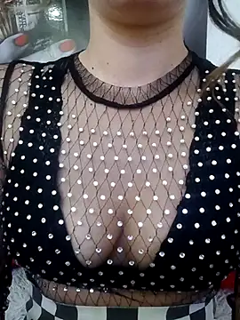 merlinaadams  online show from 04.07.26