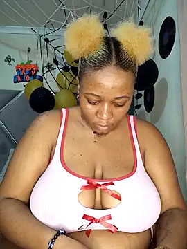 CocoBootyyy online show from 10.26.25