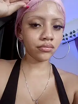 Snapshot of Charlotee_ chatting on 12.06.24 Charlotee  online show from 12.06.24