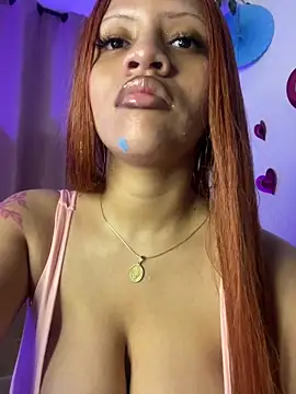 Snapshot of Charlotee_ chatting on 03.19.25 Charlotee  online show from 03.19.25