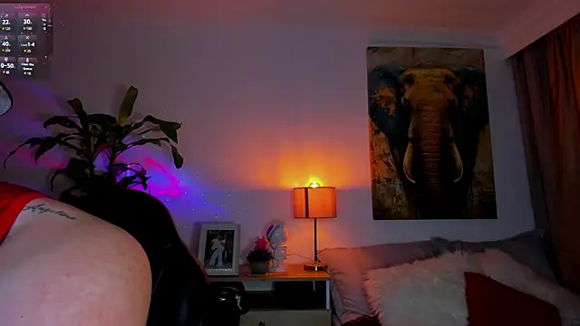 liam oficial02 online show from 03.19.25