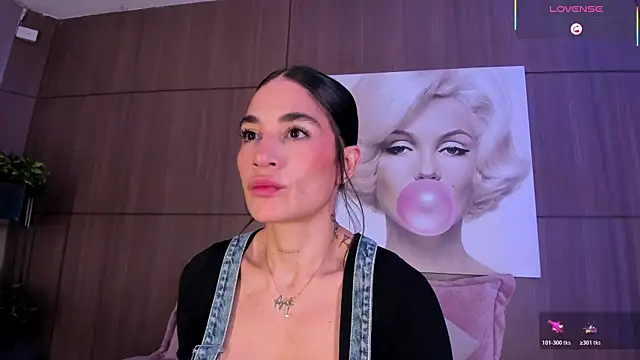 AgattaDuque online show from 04.12.26