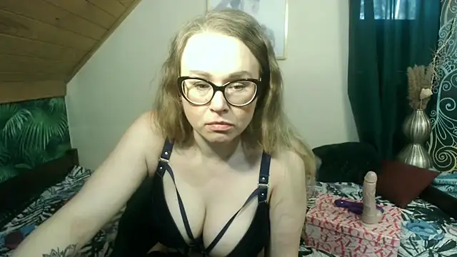 MilfKendra4U online show from 02.28.26