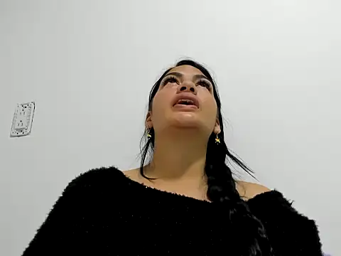 SamanthaBeke online show from 04.10.26