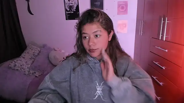 StephaniFox online show from 03.30.26