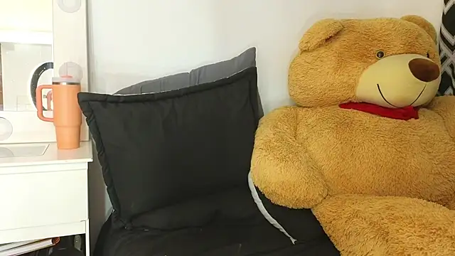 Dj scarlettmorreti online show from 02.13.25