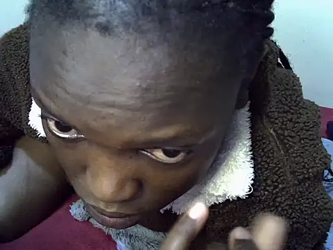 Snapshot of heather_savage chatting on 09.19.25 heather savage online show from 09.19.25