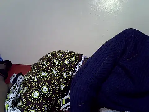 Snapshot of heather_savage chatting on 11.23.25 heather savage online show from 11.23.25