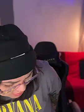 miacanela xo online show from 11.25.25