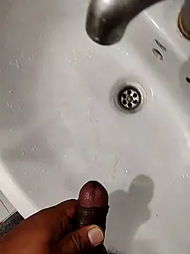 Snapshot of SweetFatBoy chatting on 12.03.24 SweetFatBoy online show from 12.03.24