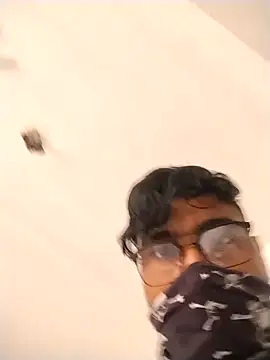 Snapshot of SweetFatBoy chatting on 01.12.25 SweetFatBoy online show from 01.12.25