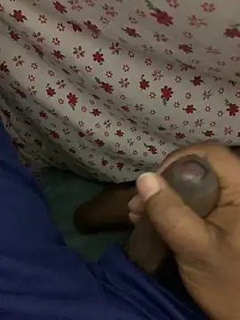 Snapshot of SweetFatBoy chatting on 03.09.25 SweetFatBoy online show from 03.09.25