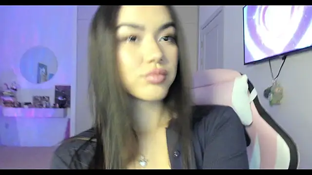 Shineel online show from 10.25.25