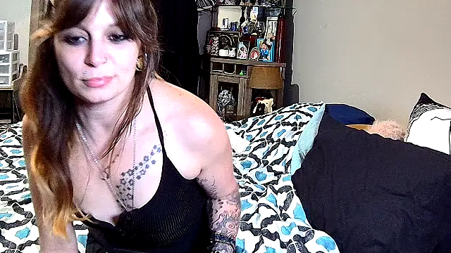 Snapshot of ZeelaXoXo chatting on 02.26.26 ZeelaXoXo online show from 02.26.26