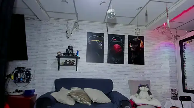 Kimmymadison- online show from 01.02.25