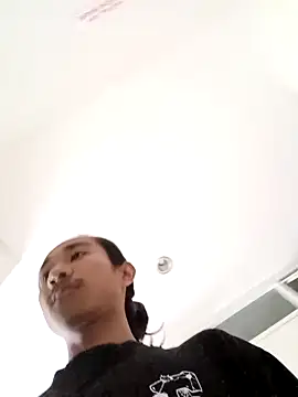 Snapshot of baksreng chatting on 11.12.25 baksreng online show from 11.12.25