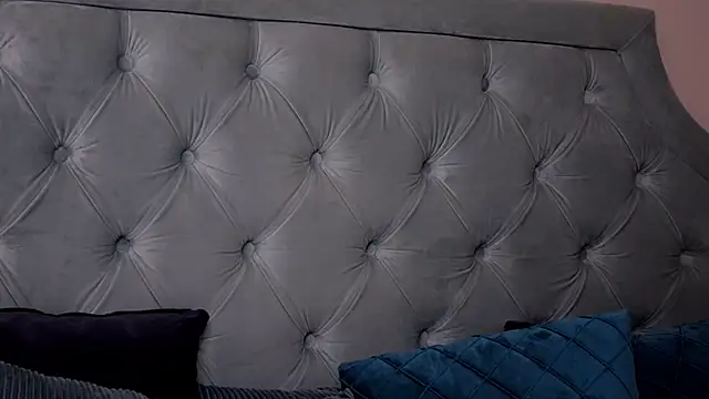 LucyAddison online show from 02.23.25