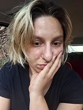 Snapshot of Anitabambola chatting on 04.11.26 Anitabambola online show from 04.11.26