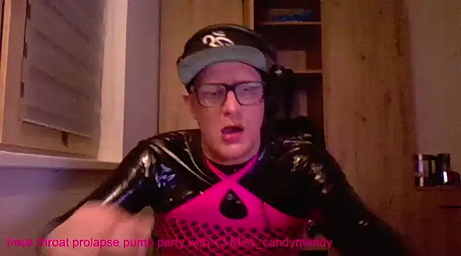 Snapshot of Bigthroaterboy chatting on 02.22.25 Bigthroaterboy online show from 02.22.25