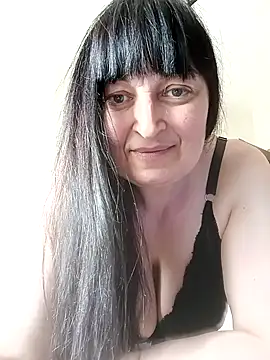 Snapshot of Women-pleasures chatting on 05.04.26 Women-pleasures online show from 05.04.26