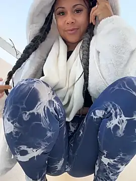 HaileyDiana online show from 12.15.25