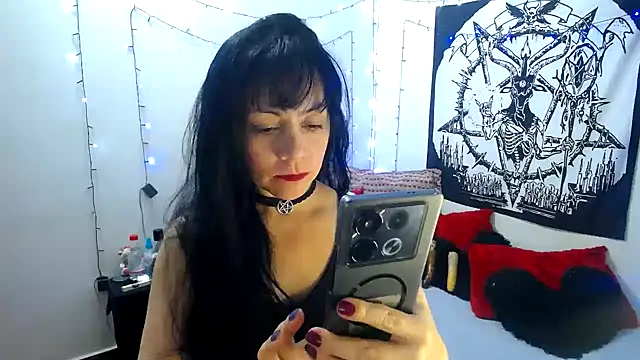 lili peach online show from 01.12.25