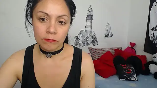 lili peach online show from 02.21.25