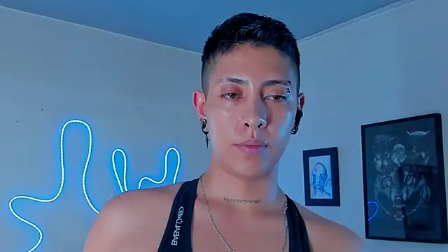 Snapshot of Aleja1214 chatting on 09.10.25 Aleja1214 online show from 09.10.25