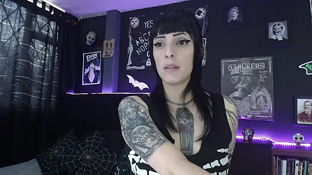 Snapshot of Goddess_Mortem chatting on 04.27.26 Goddess Mortem online show from 04.27.26