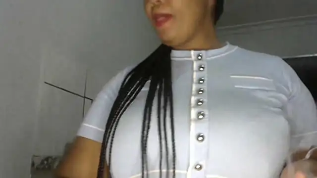 NippleMilkXx online show from 05.30.26