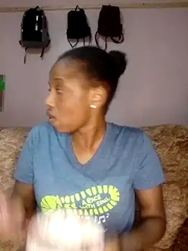 SweetWhisper online show from 11.11.25