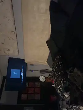 trash4cash online show from 02.25.26