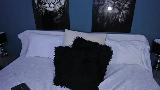 Liana Bernocchi online show from 03.15.25