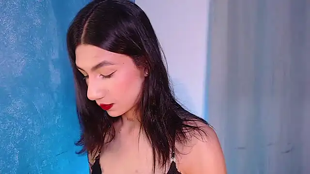 sofiaa grey  online show from 01.27.25