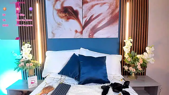 sofiaa grey  online show from 02.25.25