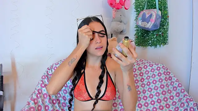 emilyclay 1 online show from 12.17.25