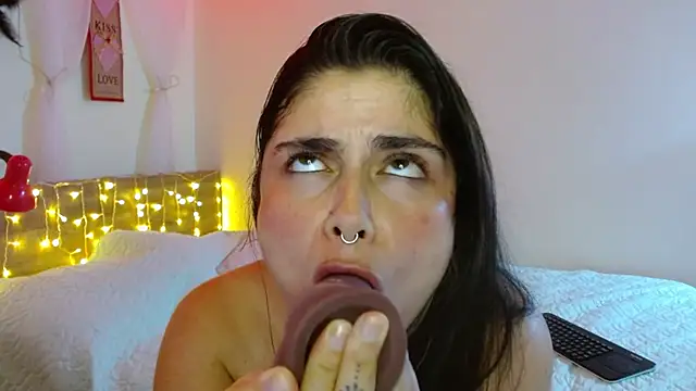 Snapshot of Juliietha_servas chatting on 03.03.25 Juliietha servas online show from 03.03.25