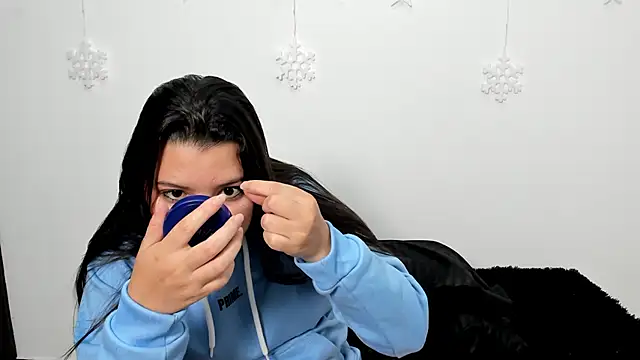 Snapshot of cami-01 chatting on 02.06.26 cami-01 online show from 02.06.26