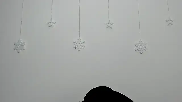 Snapshot of cami-01 chatting on 02.13.26 cami-01 online show from 02.13.26