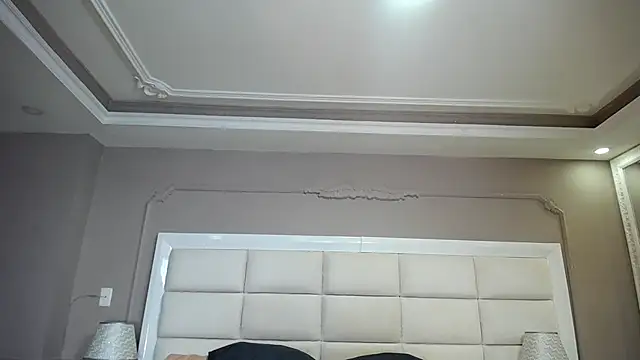 Snapshot of ray_coopers chatting on 12.04.24 ray coopers online show from 12.04.24