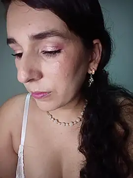 selem hadid online show from 01.15.26