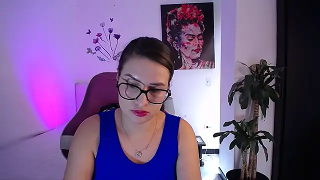 esmeraldaa230 online show from 03.20.26