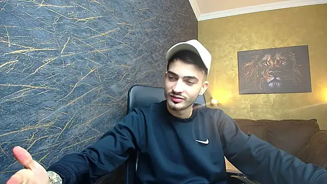 Snapshot of BrandonTate chatting on 01.14.25 BrandonTate online show from 01.14.25