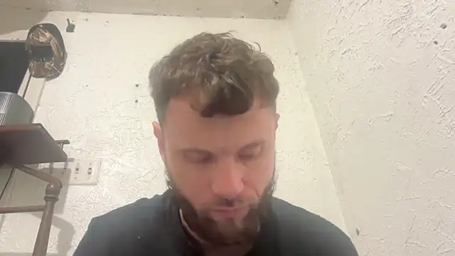 Snapshot of Talenjames4 chatting on 11.03.25 Talenjames4 online show from 11.03.25