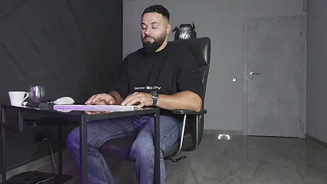 mattmasterss online show from 10.11.25