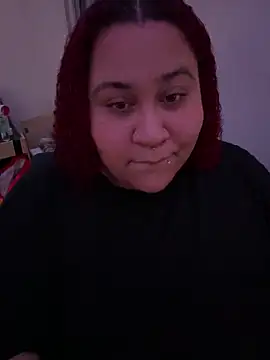 Snapshot of Juicyjordie chatting on 02.05.25 Juicyjordie online show from 02.05.25