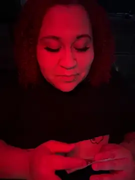 Snapshot of Juicyjordie chatting on 10.19.25 Juicyjordie online show from 10.19.25