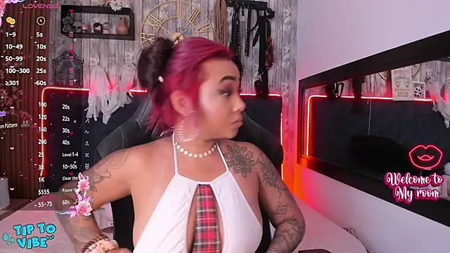 Neko Misaki online show from 02.07.25