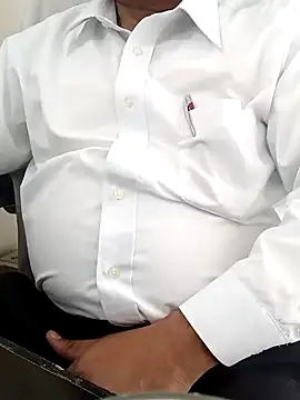 Snapshot of Hot-man39 chatting on 12.23.24 Hot-man39 online show from 12.23.24