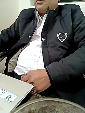 Snapshot of Hot-man39 chatting on 01.13.25 Hot-man39 online show from 01.13.25